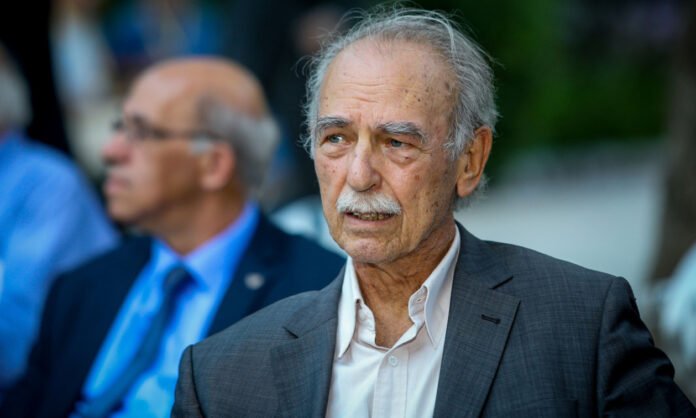 Αποχαιρετώντας-τον-Σπύρο-Χαλβατζή:-Συλλυπητήρια-μηνύματα-για-τον-θάνατό-του