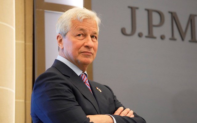 Στο-δείπνο-Τραμπ-Σι-οι-ceo-των-jpmorgan,-citigroup,-nvidia-και-openai