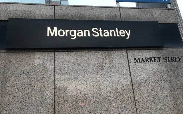 morgan-stanley:-Γιατί-ο-s&p-500-απειλείται-με-πτώση-έως-και-7%-–-Τι-προβλέπουν-αναλυτές