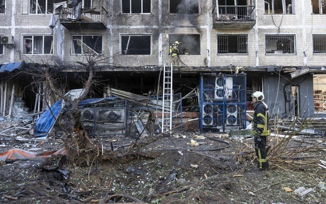 Ουκρανία-Ρωσία:-Τουλάχιστον-11-νεκροί-σε-πλήγματα-στις-δύο-χώρες