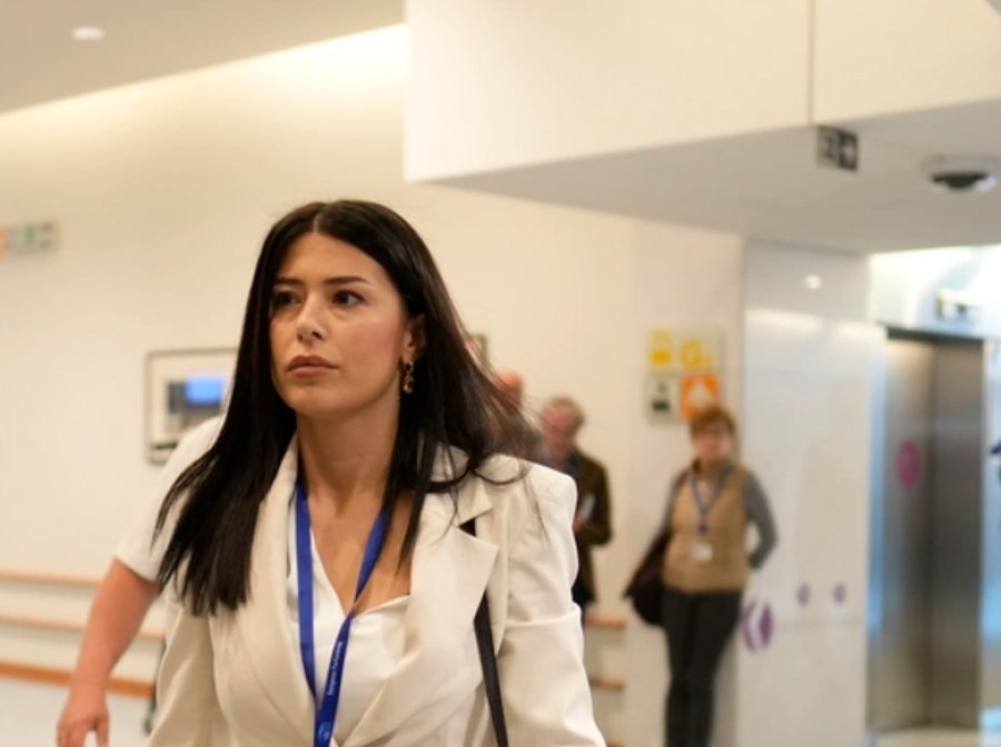Νέα-ρουκέτα-από-Λατινοπούλου:-«Στηρίζουμε-τη-νηπιαγωγό-–-Καμία-ανοχή-στη-βία-των-γύφτων-στα-σχολεία»