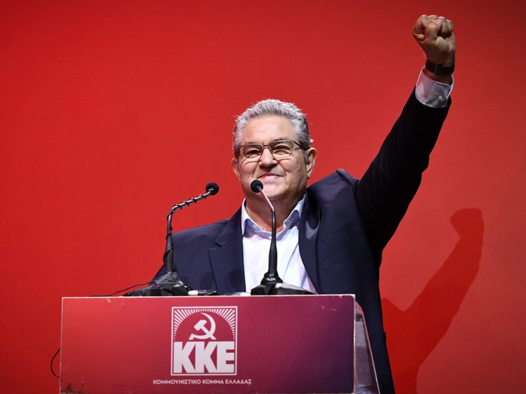 Κουτσούμπας:-«Μπράβο-στη-Βίσση»-–-Έληξε-το…-ντέρμπι-με-το-Φεστιβάλ-της-ΚΝΕ